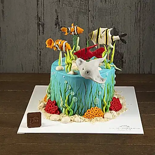 Akvaryum Özel Pasta