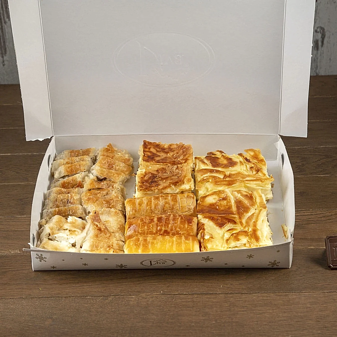 Karışık Börek Kutusu